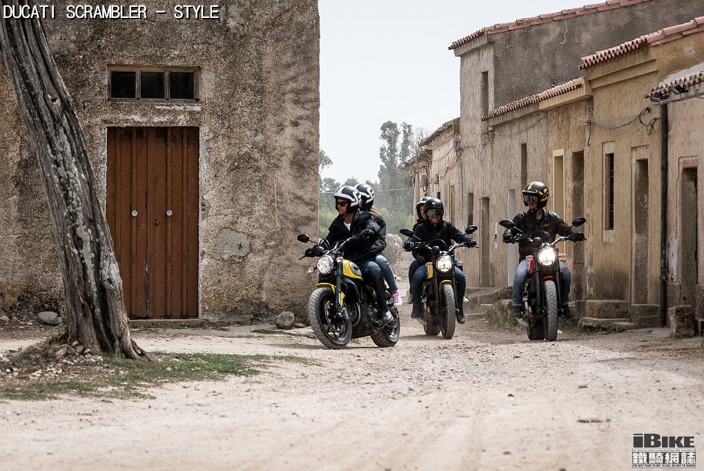 15-71 DUCATI SCRAMBLER